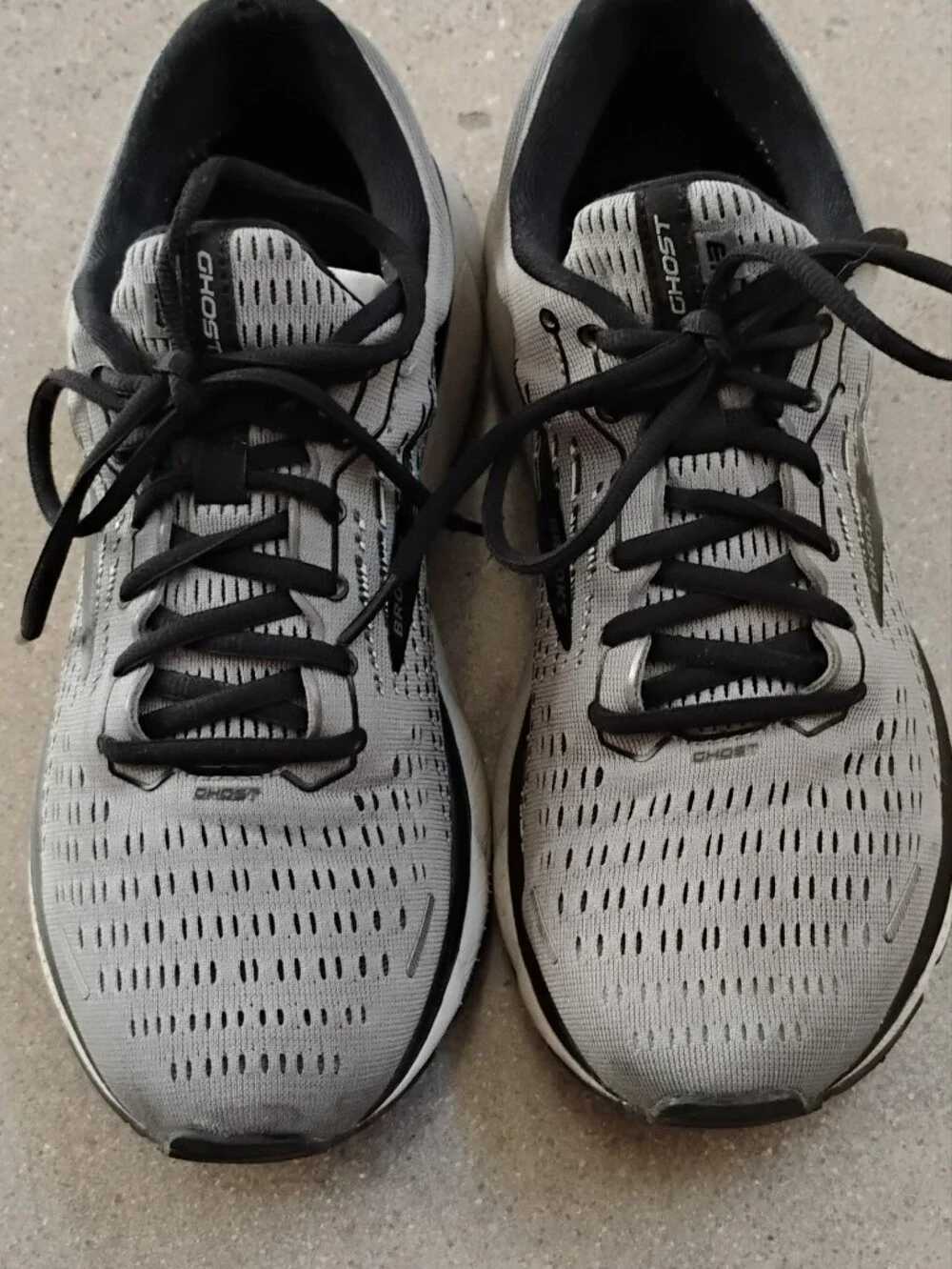 Brooks Ghost Men's Running Shoes - Gray & Black